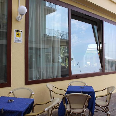 Hotel Splendid Gabicce Mare Esterno foto