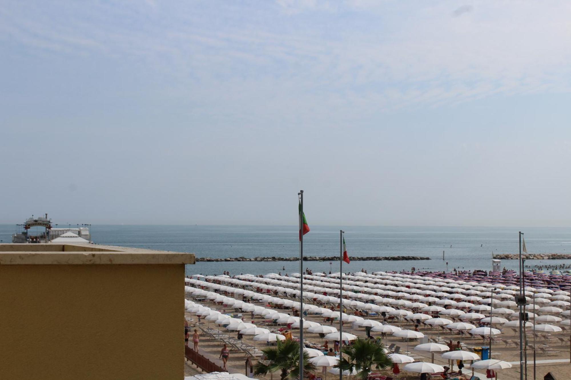 Hotel Splendid Gabicce Mare Esterno foto