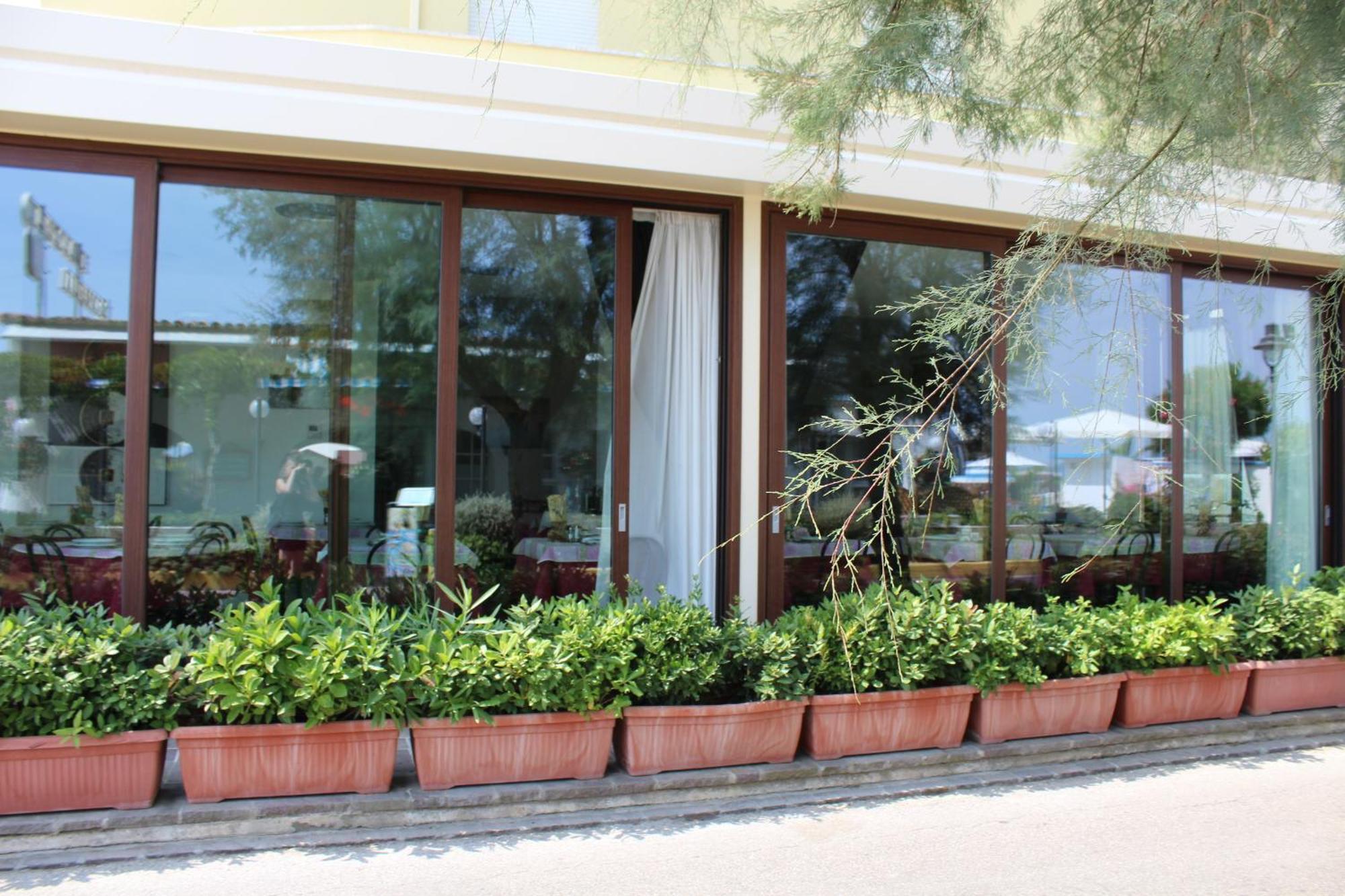 Hotel Splendid Gabicce Mare Esterno foto