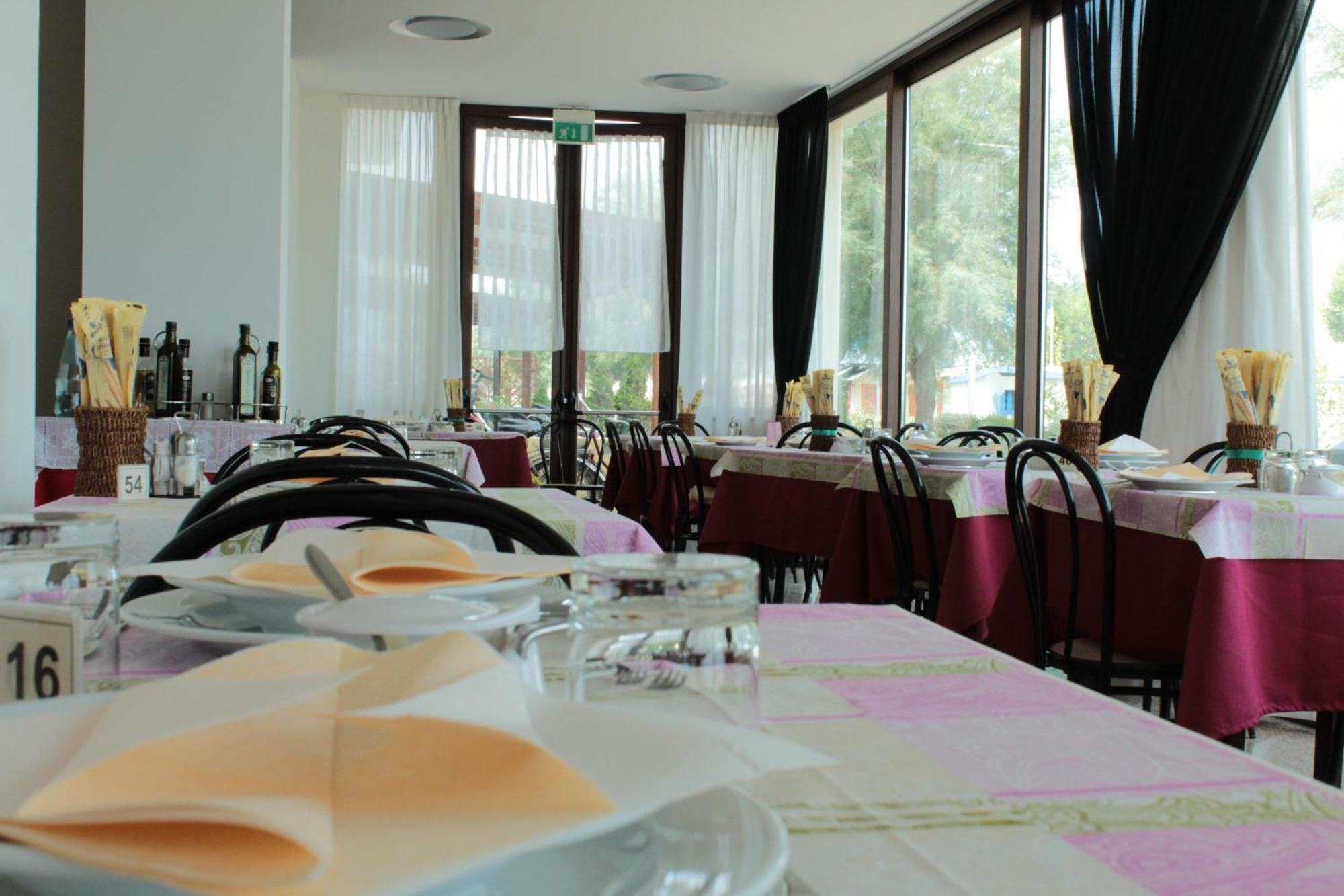 Hotel Splendid Gabicce Mare Esterno foto