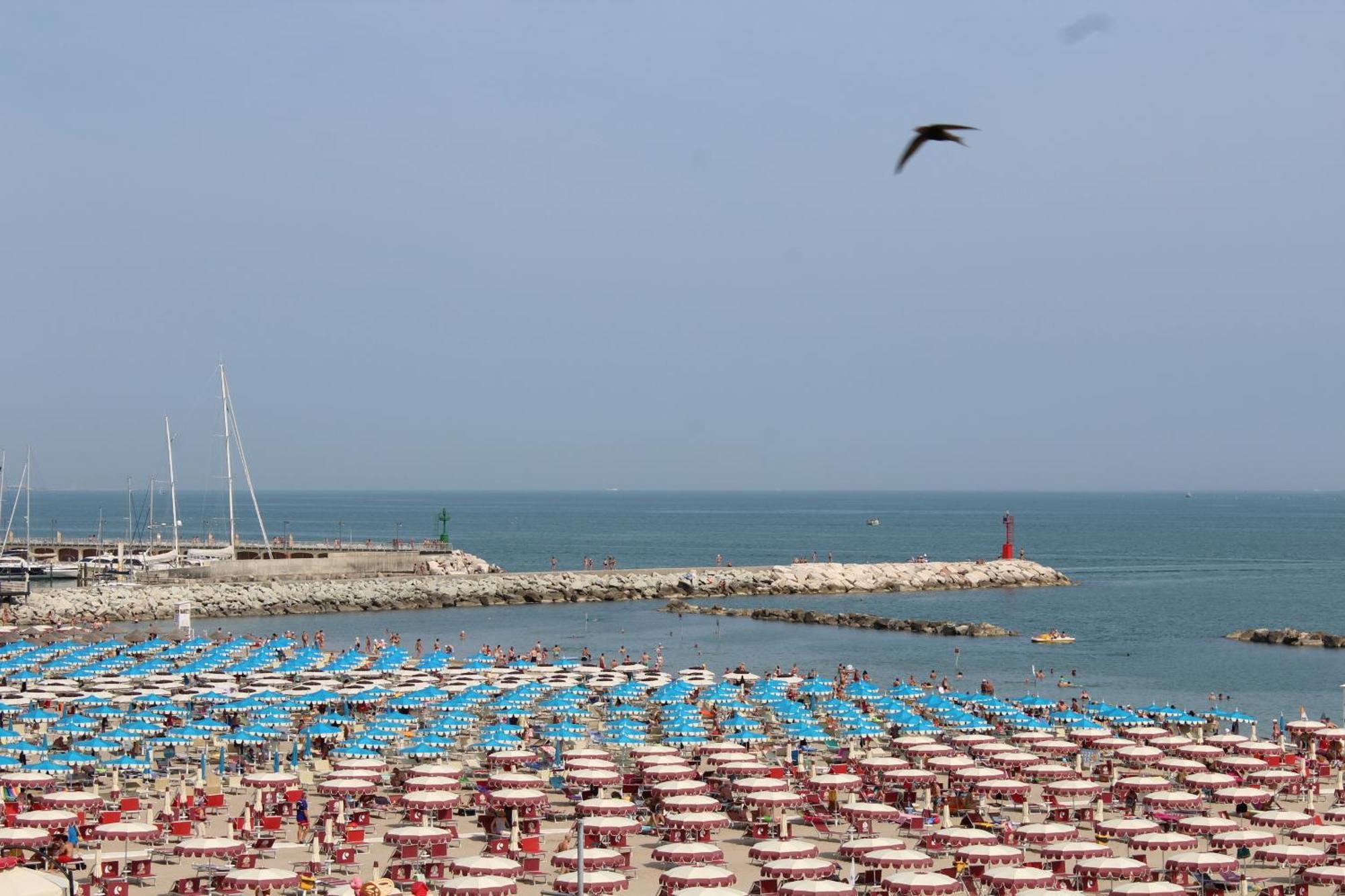 Hotel Splendid Gabicce Mare Esterno foto
